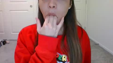 Snapshot of latinacutie33 chatting on October 2025 06:42:02 AM LatinaCutie online show from October 2025 06:42:02 AM
