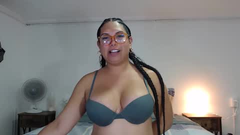 Snapshot of latinaflower_ts chatting on October 2025 05:47:01 PM FLOR SALVAJE online show from October 2025 05:47:01 PM