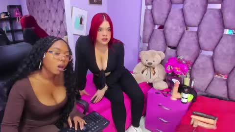 latinas_anales online show from January 2025 01:43:01 PM