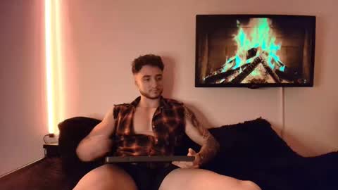 Snapshot of latinboyvip_ chatting on April 2026 02:27:02 AM LatinBoyVIP Colombian online show from April 2026 02:27:02 AM