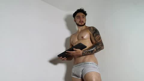 Snapshot of latinboyvip_ chatting on June 2026 01:43:02 AM LatinBoyVIP Colombian online show from June 2026 01:43:02 AM