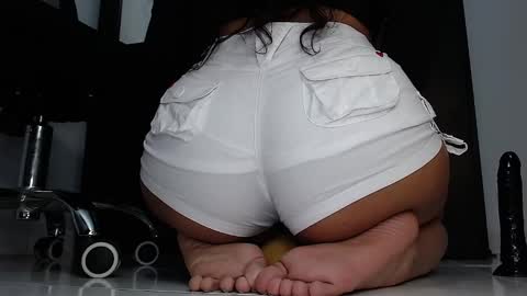 Snapshot of latinfeetqos chatting on December 2024 05:53:01 AM Martina April online show from December 2024 05:53:01 AM