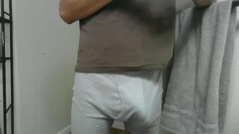 Snapshot of latinman7945 chatting on June 2026 08:40:02 AM latinman7945 online show from June 2026 08:40:02 AM