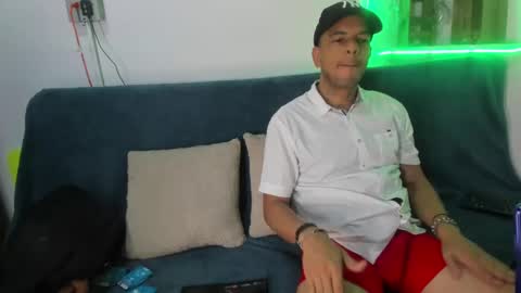 latinmartin73 online show from February 2025 02:21:01 AM