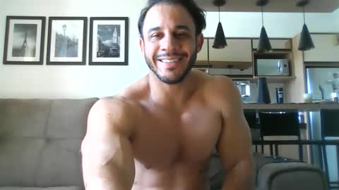 Snapshot of latino_rodri chatting on June 2026 01:10:01 PM latino_rodri online show from June 2026 01:10:01 PM