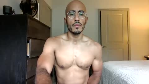 Snapshot of latinomixedbbc chatting on November 2025 03:29:02 PM latinomixedbbc online show from November 2025 03:29:02 PM