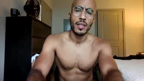 Snapshot of latinomixedbbc chatting on November 2025 02:43:02 PM latinomixedbbc online show from November 2025 02:43:02 PM