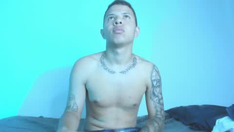 Snapshot of latinsguys2026 chatting on April 2026 11:13:01 AM Steven online show from April 2026 11:13:01 AM