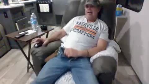 latniter online show from January 2025 01:31:02 AM