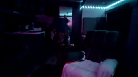 latniter online show from January 2025 08:18:02 AM