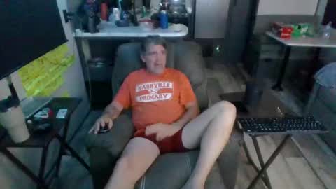 latniter online show from October 2025 03:51:01 AM