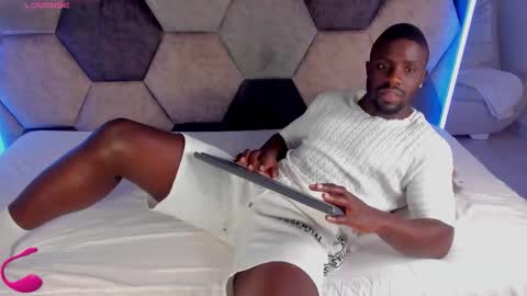 LEANDRO online show from February 2026 03:35:02 AM