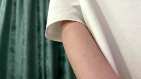 Snapshot of latrishawackerbarth chatting on April 2026 03:40:02 PM Eva online show from April 2026 03:40:02 PM