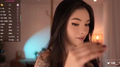 Snapshot of lau__1 chatting on February 2025 07:32:02 PM IG 1lau  1 X 1lau  1 online show from February 2025 07:32:02 PM