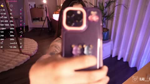 Snapshot of lau__1 chatting on October 2025 07:16:02 PM IG 1lau  1 X 1lau  1 online show from October 2025 07:16:02 PM