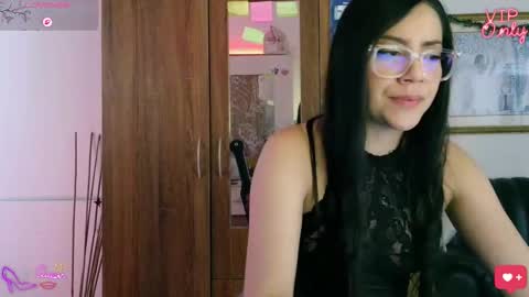 Snapshot of laujgray chatting on March 2026 05:50:02 PM laujgray online show from March 2026 05:50:02 PM