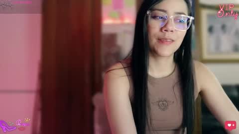 Snapshot of laujgray chatting on March 2026 01:09:01 AM laujgray online show from March 2026 01:09:01 AM