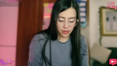 Snapshot of laujgray chatting on March 2026 04:07:01 AM laujgray online show from March 2026 04:07:01 AM