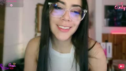 Snapshot of laujgray chatting on April 2026 02:12:01 PM laujgray online show from April 2026 02:12:01 PM