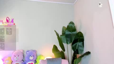 laukyubey1 online show from November 2025 09:15:01 PM