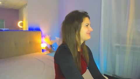 Laura online show from November 2025 06:23:02 AM