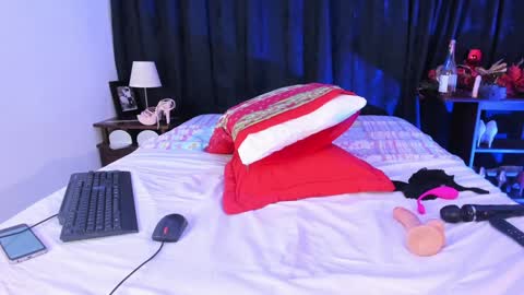   online show from December 2024 11:28:01 PM