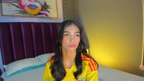 Snapshot of laura_aristizabal_19 chatting on June 2026 01:39:02 PM Laura online show from June 2026 01:39:02 PM