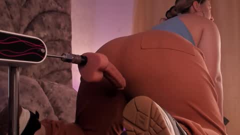 Laura Bassi online show from February 2026 03:59:02 AM