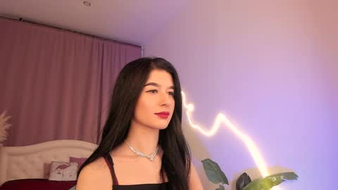 Snapshot of laura_coy chatting on March 2026 10:38:02 PM Laura online show from March 2026 10:38:02 PM