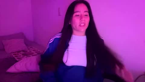 Snapshot of laura_d23 chatting on February 2026 12:55:02 AM laura online show from February 2026 12:55:02 AM