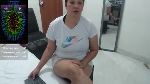 Snapshot of laura_foxx2379 chatting on January 2025 07:14:02 PM laura_foxx2379 online show from January 2025 07:14:02 PM