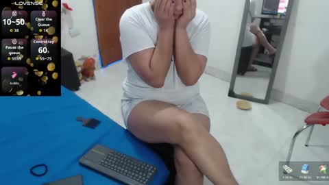 Snapshot of laura_foxx2379 chatting on September 2025 04:40:02 PM laura_foxx2379 online show from September 2025 04:40:02 PM