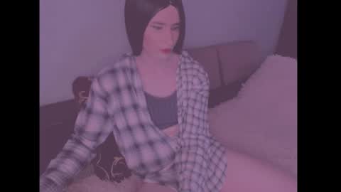 Snapshot of laura_night_byte chatting on March 2026 07:35:01 AM laura_night_byte online show from March 2026 07:35:01 AM