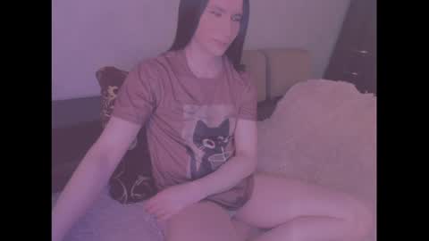 Snapshot of laura_night_byte chatting on July 2026 05:46:02 AM laura_night_byte online show from July 2026 05:46:02 AM