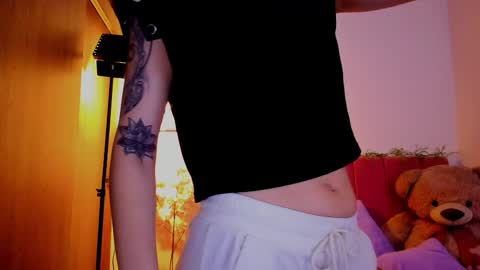 Laura Rose online show from March 2026 09:45:02 AM