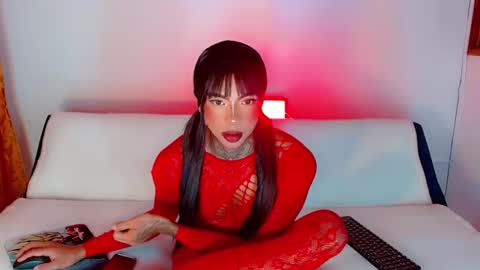 Laura online show from February 2025 02:17:02 AM