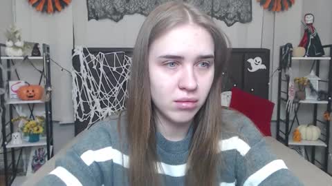 Snapshot of laurahlot chatting on October 2025 05:31:02 PM LauraHlot online show from October 2025 05:31:02 PM