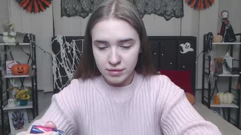 Snapshot of laurahlot chatting on November 2025 06:59:02 AM LauraHlot online show from November 2025 06:59:02 AM