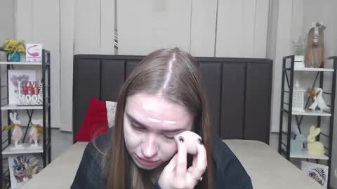 Snapshot of laurahlot chatting on November 2025 07:37:02 PM LauraHlot online show from November 2025 07:37:02 PM