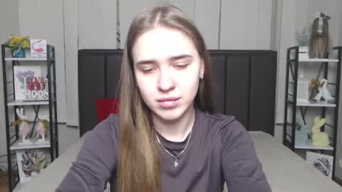 Snapshot of laurahlot chatting on November 2025 06:54:01 PM LauraHlot online show from November 2025 06:54:01 PM