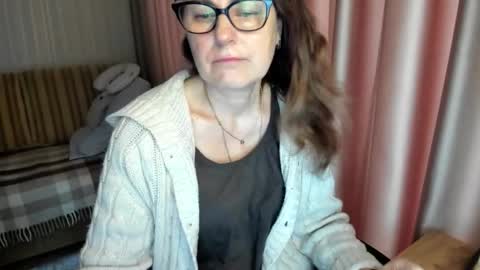 Lauraoven1 online show from February 2026 07:58:02 AM