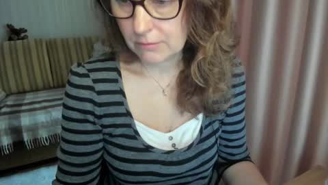 Snapshot of lauraoven1 chatting on March 2026 07:23:01 AM Lauraoven1 online show from March 2026 07:23:01 AM