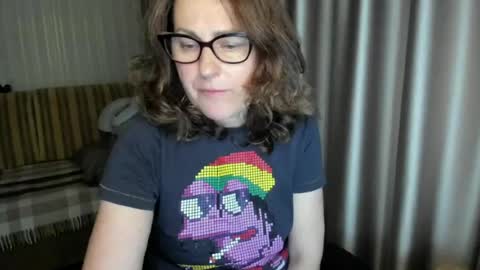 Snapshot of lauraoven1 chatting on May 2026 06:38:02 PM Lauraoven1 online show from May 2026 06:38:02 PM