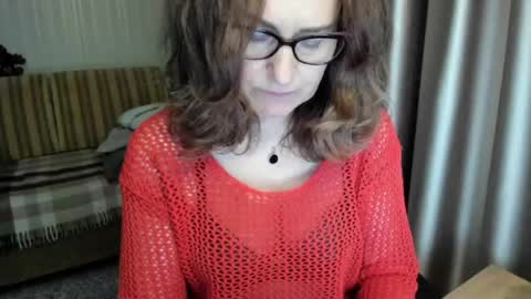 Snapshot of lauraoven1 chatting on May 2026 07:04:01 PM Lauraoven1 online show from May 2026 07:04:01 PM
