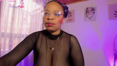Laurita Aries  online show from November 2025 02:19:01 PM