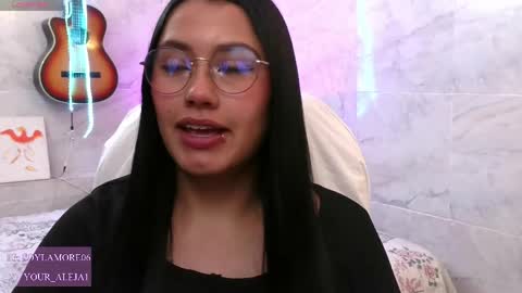 Snapshot of lauraruiz1 chatting on June 2026 11:10:02 PM Aleja online show from June 2026 11:10:02 PM