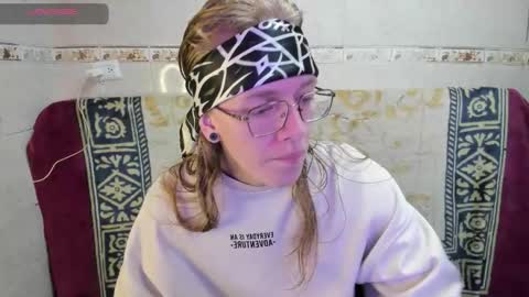 Snapshot of laureles6667 chatting on April 2026 12:14:01 PM Laures666 online show from April 2026 12:14:01 PM