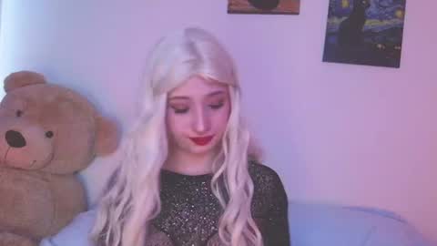 Laurem  online show from July 2026 07:49:02 PM