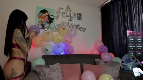 Snapshot of lauren_camila1 chatting on February 2026 12:44:02 PM Lau online show from February 2026 12:44:02 PM