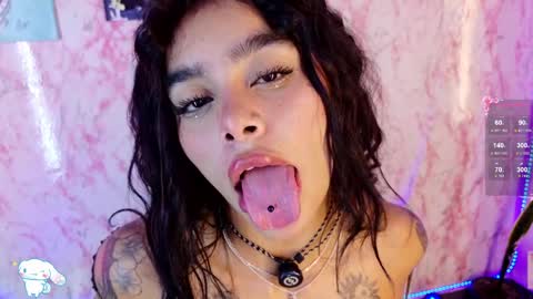 Snapshot of lauren_camila1 chatting on April 2026 06:05:02 PM Lau online show from April 2026 06:05:02 PM